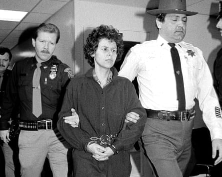 Harriet Clark kaloi një jetë të tërë duke vizituar nënën e saj, një ish-anëtare e "Weather Underground", në burg: "SHBA gjithmonë ka përdorur ndarjen e familjes për të destabilizuar" - foto 3
