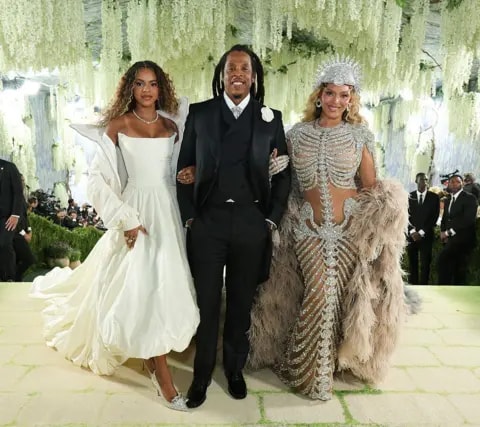 The most talked-about looks at this year's Met Gala - foto 3